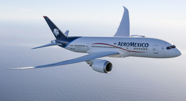 самолет Aeromexico
